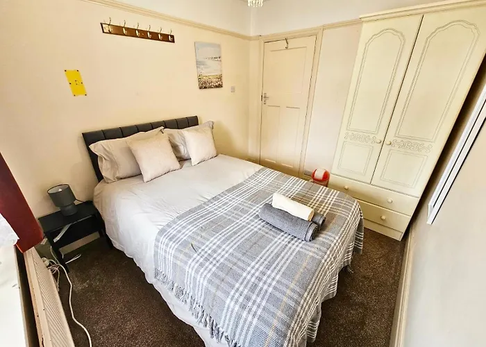 Small Double Near Southmead Bristol