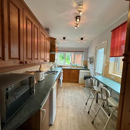 Small Double Near Southmead * Bristol